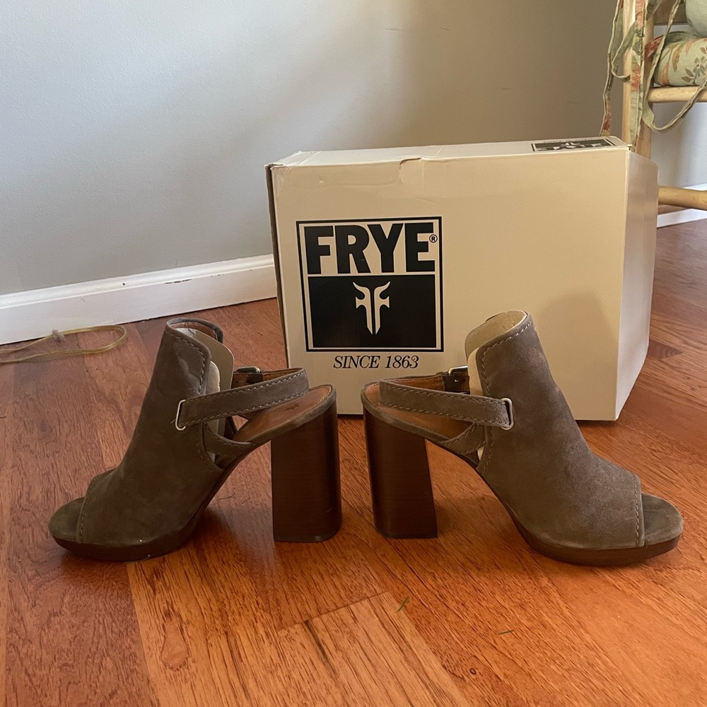 FRYE Karissa shield sling Theseng